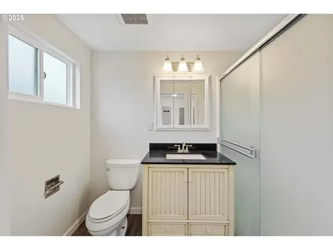 975 Ocean Drive SW Bandon OR 97411