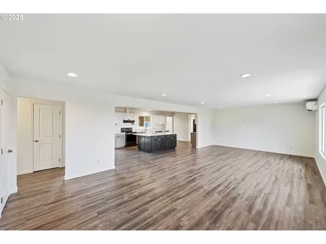 975 Ocean Drive SW Bandon OR 97411