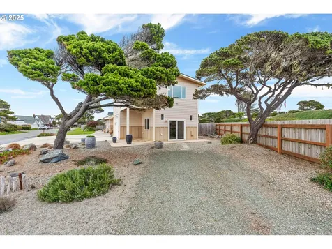 975 Ocean Drive SW Bandon OR 97411