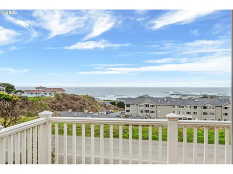 975 Ocean Drive SW Bandon OR 97411