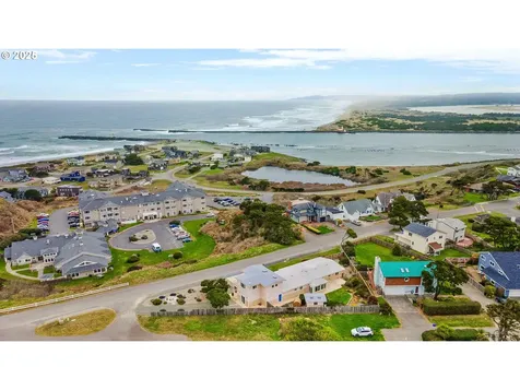975 Ocean Drive SW Bandon OR 97411