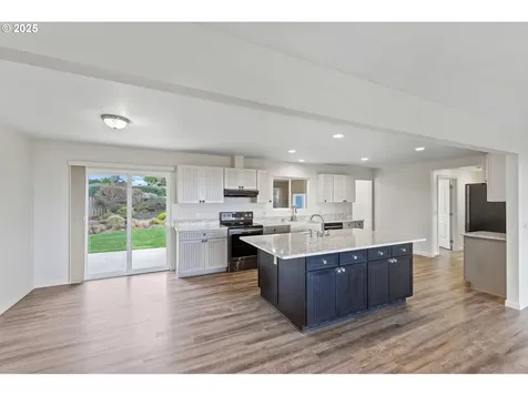 975 Ocean Drive SW Bandon OR 97411