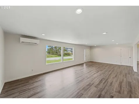 975 Ocean Drive SW Bandon OR 97411