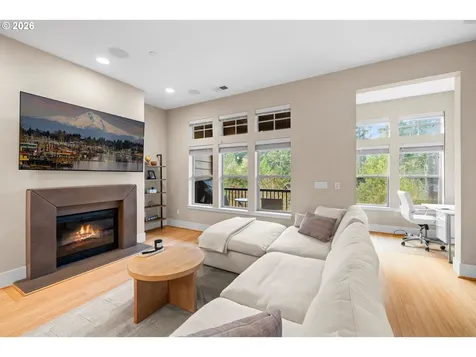 10089 SW Morrison Street Portland OR 97210