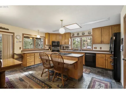 69944 Meadow View Road Sisters OR 97759