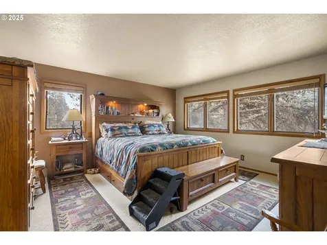 69944 Meadow View Road Sisters OR 97759