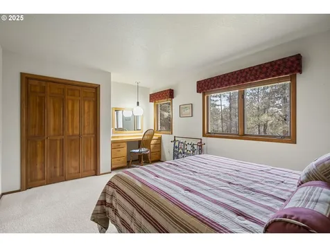 69944 Meadow View Road Sisters OR 97759