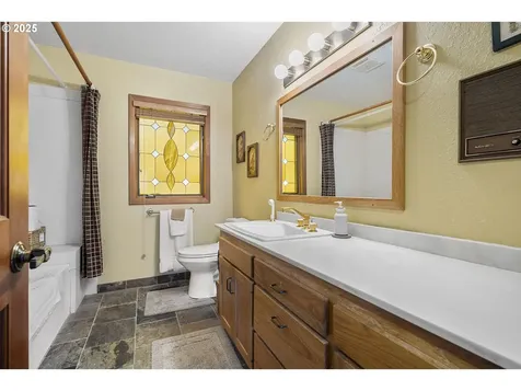 69944 Meadow View Road Sisters OR 97759