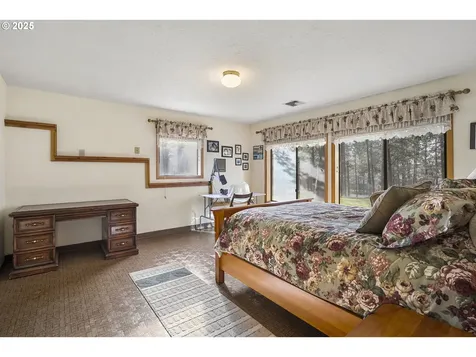 69944 Meadow View Road Sisters OR 97759