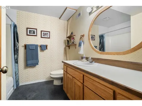 69944 Meadow View Road Sisters OR 97759