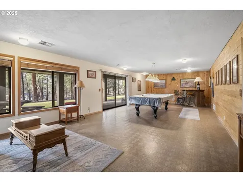 69944 Meadow View Road Sisters OR 97759