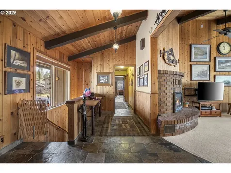 69944 Meadow View Road Sisters OR 97759