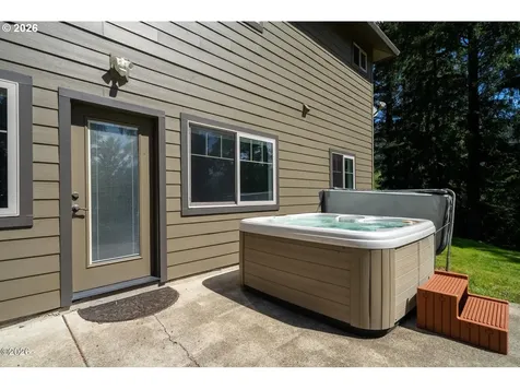 3585 Aldercrest Road Tillamook OR 97141
