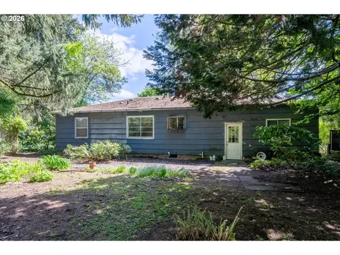 237 Myoak Drive Eugene OR 97404