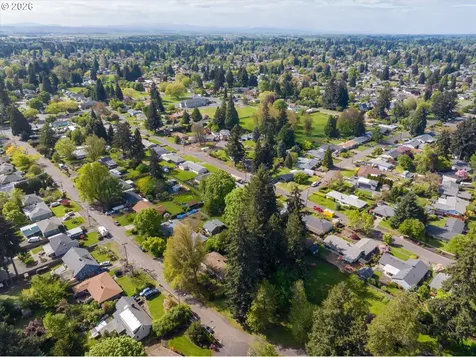 237 Myoak Drive Eugene OR 97404