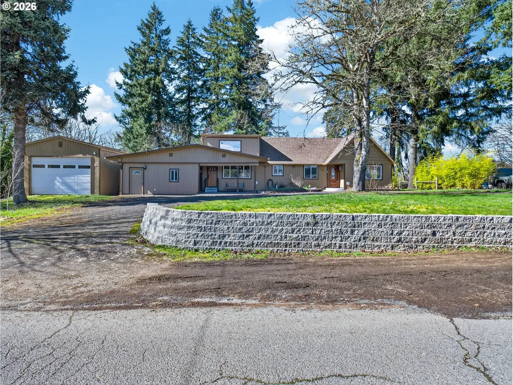 1006 Mountain View Road Sweet Home OR 97386