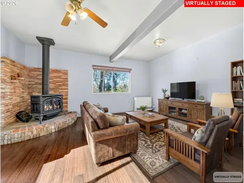 1006 Mountain View Road Sweet Home OR 97386
