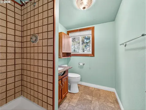 1006 Mountain View Road Sweet Home OR 97386
