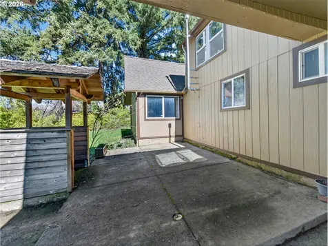 1006 Mountain View Road Sweet Home OR 97386