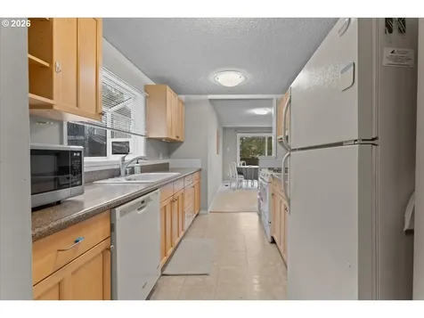 4212 SW Garden Home Road Portland OR 97219