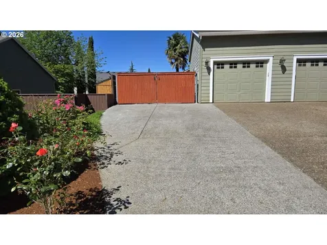 16379 Trail View Drive Oregon City OR 97045
