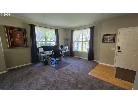 16379 Trail View Drive Oregon City OR 97045