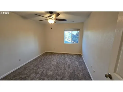 16379 Trail View Drive Oregon City OR 97045