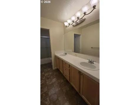 16379 Trail View Drive Oregon City OR 97045