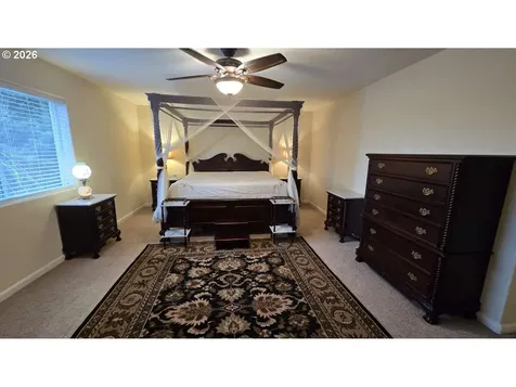 16379 Trail View Drive Oregon City OR 97045