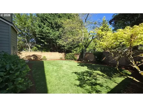 16379 Trail View Drive Oregon City OR 97045