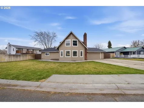 805 SW Mt Adams Avenue Boardman OR 97818