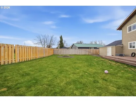 805 SW Mt Adams Avenue Boardman OR 97818