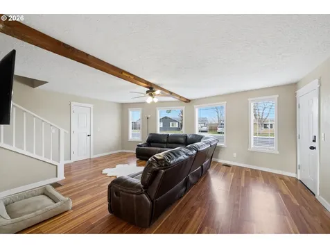 805 SW Mt Adams Avenue Boardman OR 97818