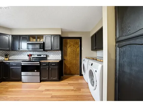 805 SW Mt Adams Avenue Boardman OR 97818