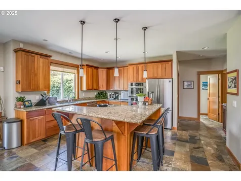 36226 River Point Drive Astoria OR 97103