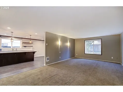 14200 NE 69th Street Vancouver WA 98682