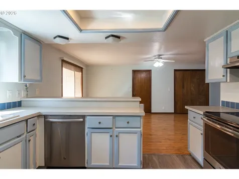 305 SE 9th Drive Hermiston OR 97838