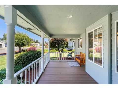 1248 E Burnett Street Stayton OR 97383