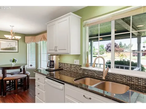 1248 E Burnett Street Stayton OR 97383