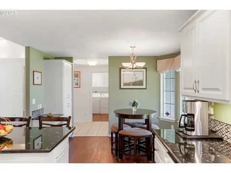 1248 E Burnett Street Stayton OR 97383