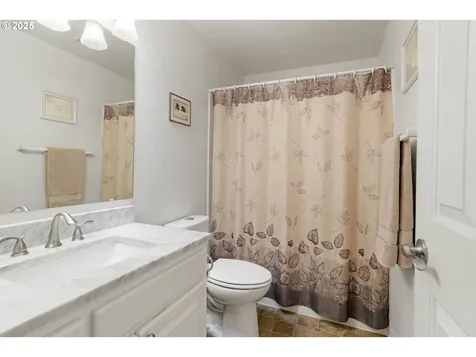 1248 E Burnett Street Stayton OR 97383