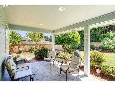 1248 E Burnett Street Stayton OR 97383