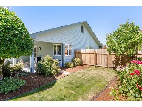 1248 E Burnett Street Stayton OR 97383