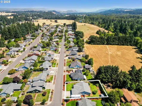1248 E Burnett Street Stayton OR 97383