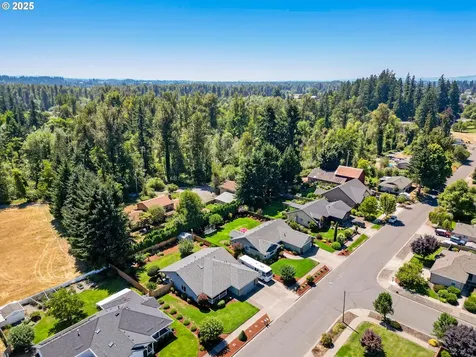 1248 E Burnett Street Stayton OR 97383