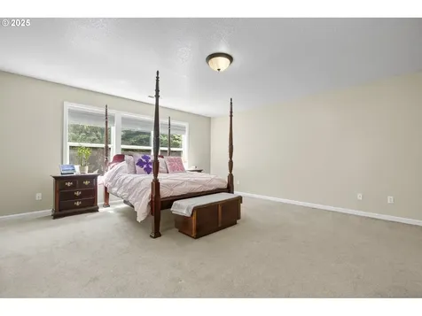 16715 NE 5th Street Vancouver WA 98684