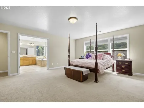 16715 NE 5th Street Vancouver WA 98684