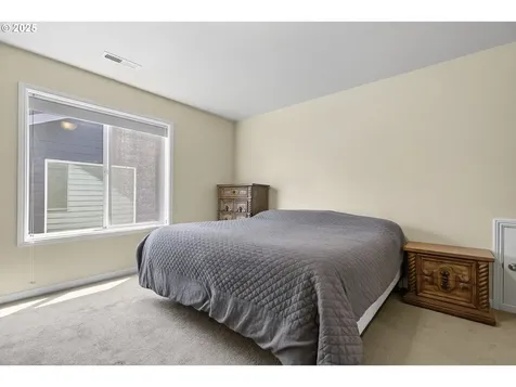 16715 NE 5th Street Vancouver WA 98684