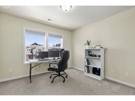 16715 NE 5th Street Vancouver WA 98684