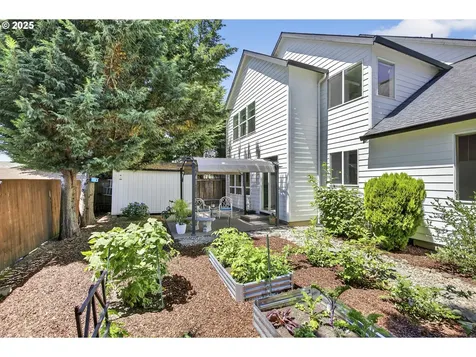 16715 NE 5th Street Vancouver WA 98684